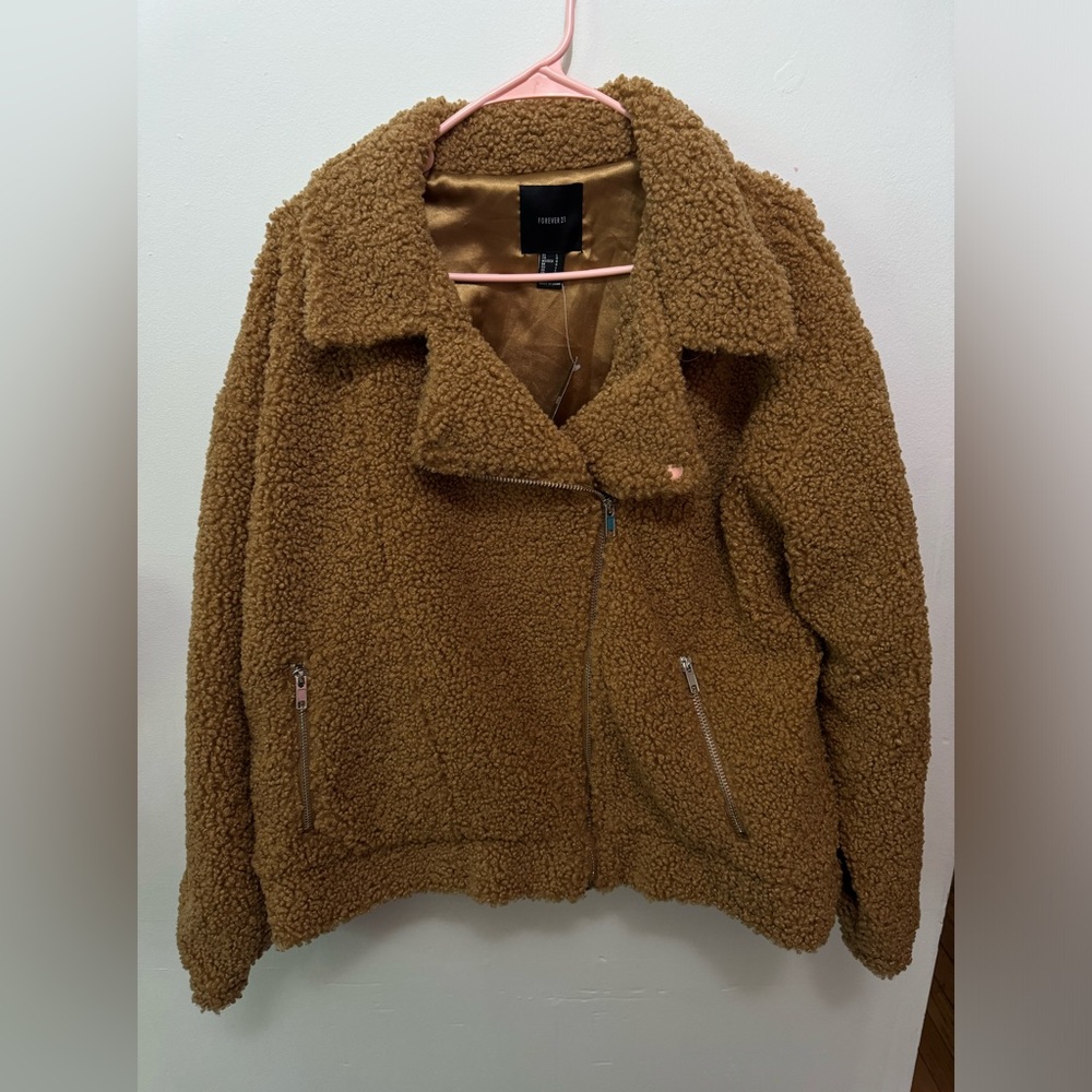 Forever 21 Teddy Jacket Size Large NWT Soft & Cozy Sherpa Style